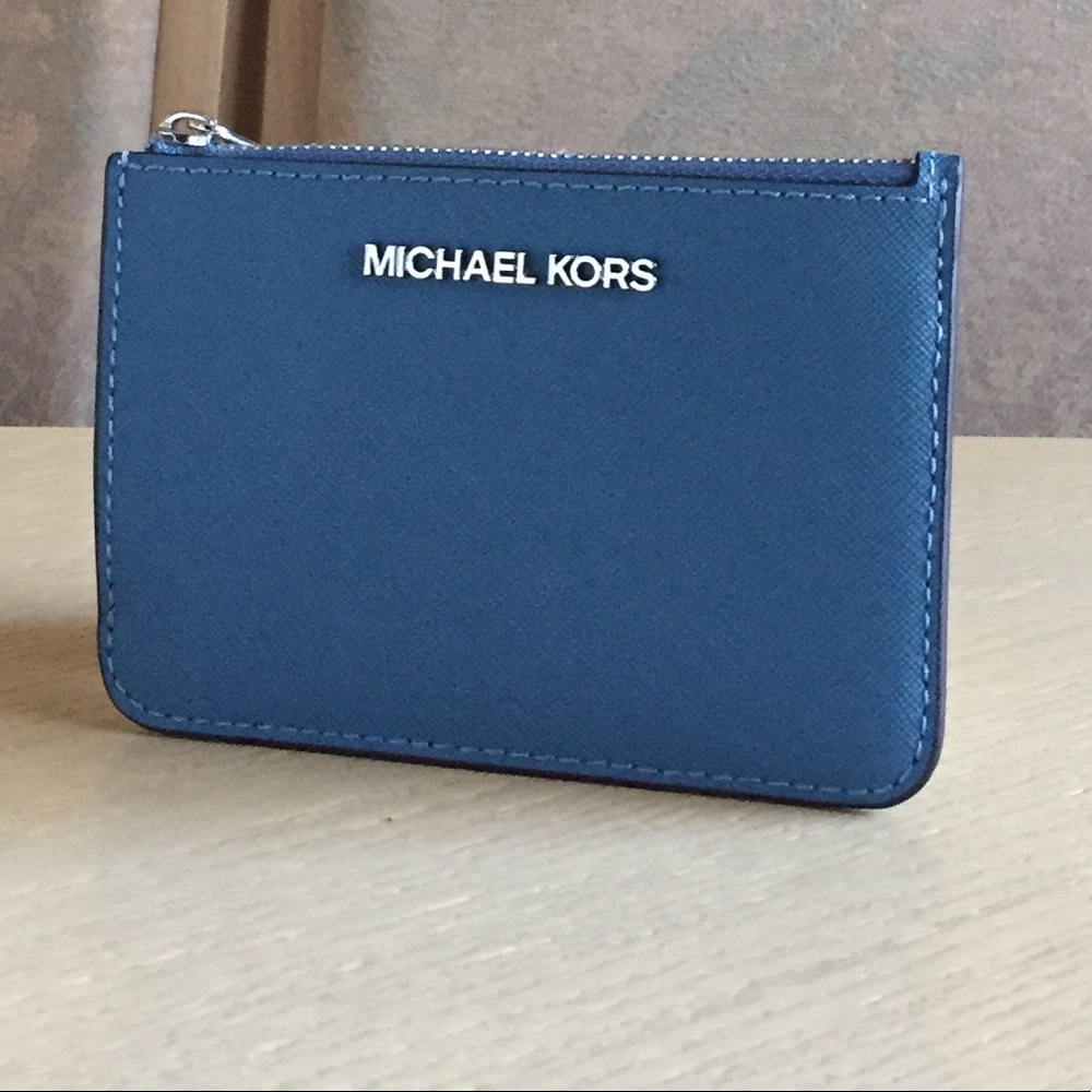 Michael Kors Cornflower Leather ID Coinpouch - Picture 1 of 9